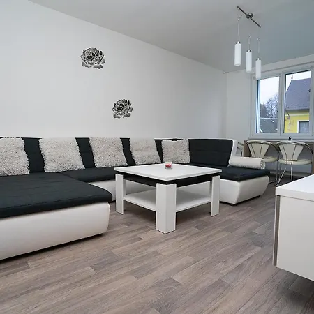 Apartment Ivet Hazlov Exterior photo